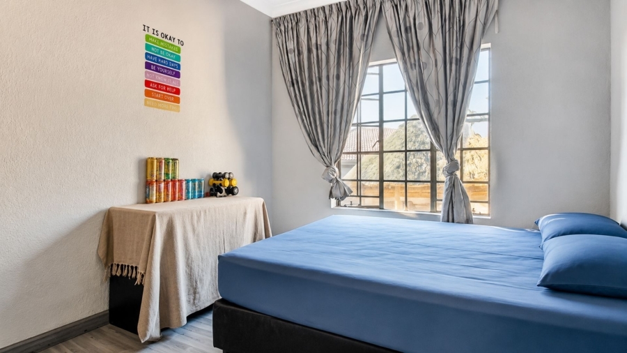 4 Bedroom Property for Sale in Safari Gardens North West